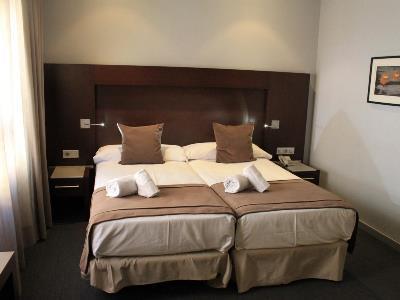 Madanis Liceo Hotel